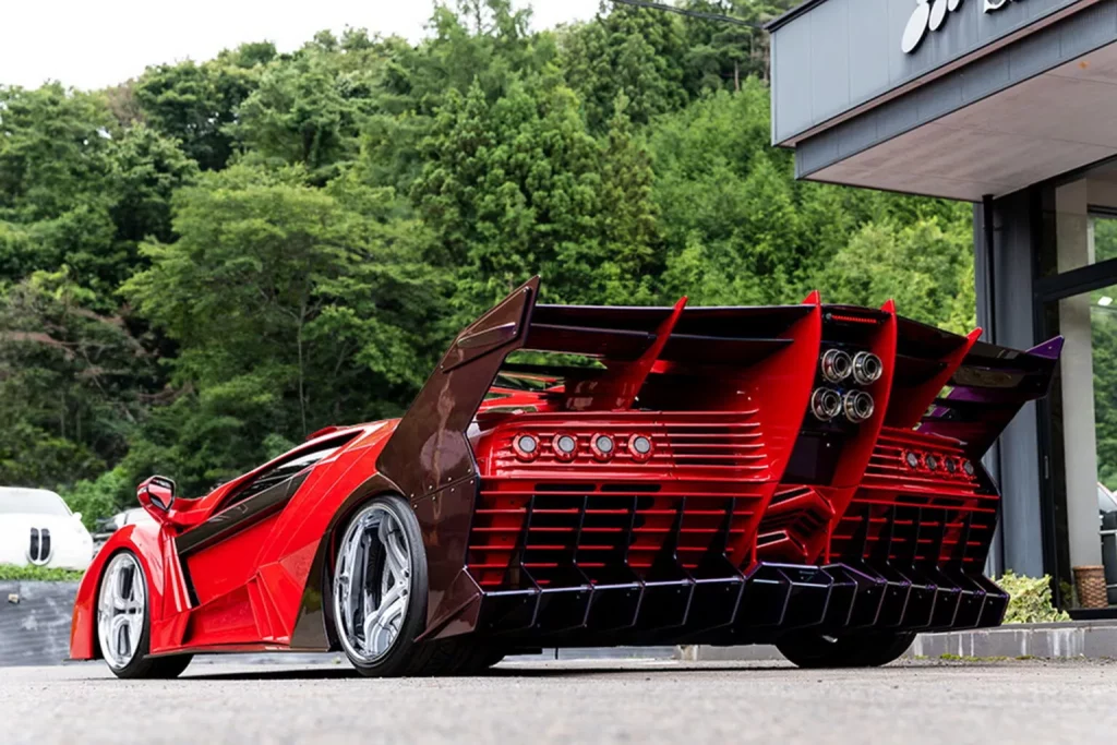 2025 Value Progress Beast. Lamborghini Diablo. Imagen trasera.