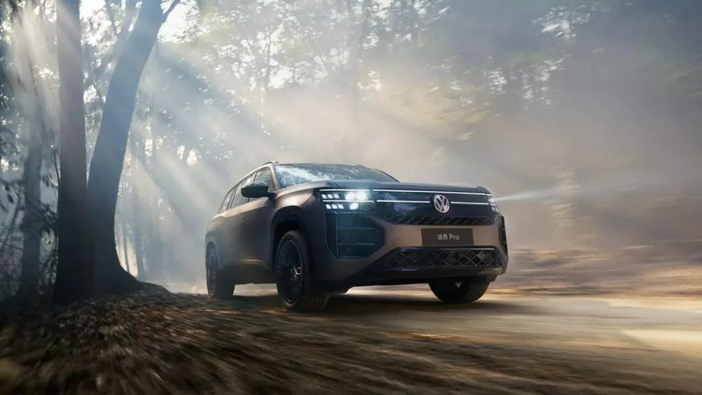 2025 Volkswagen Teramont Pro. Imagen movimiento.