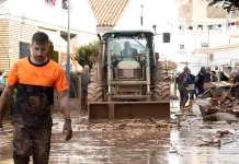 La insólita multa que les han puesto a agricultores y ganaderos que acudieron a ayudar a los afectados por la DANA