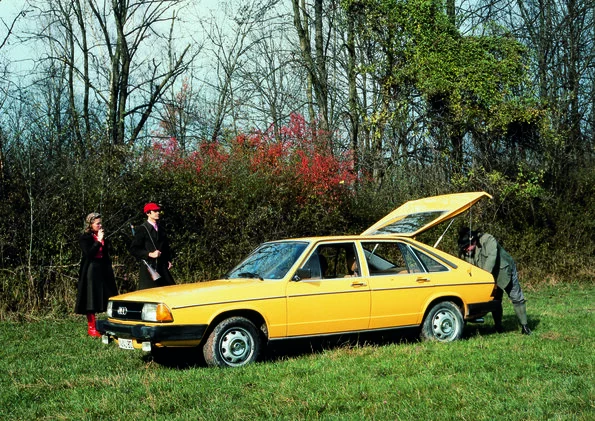 Audi 100 Avant (1)