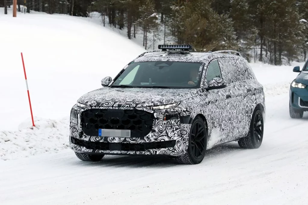 Audi SQ9 7 Motor16