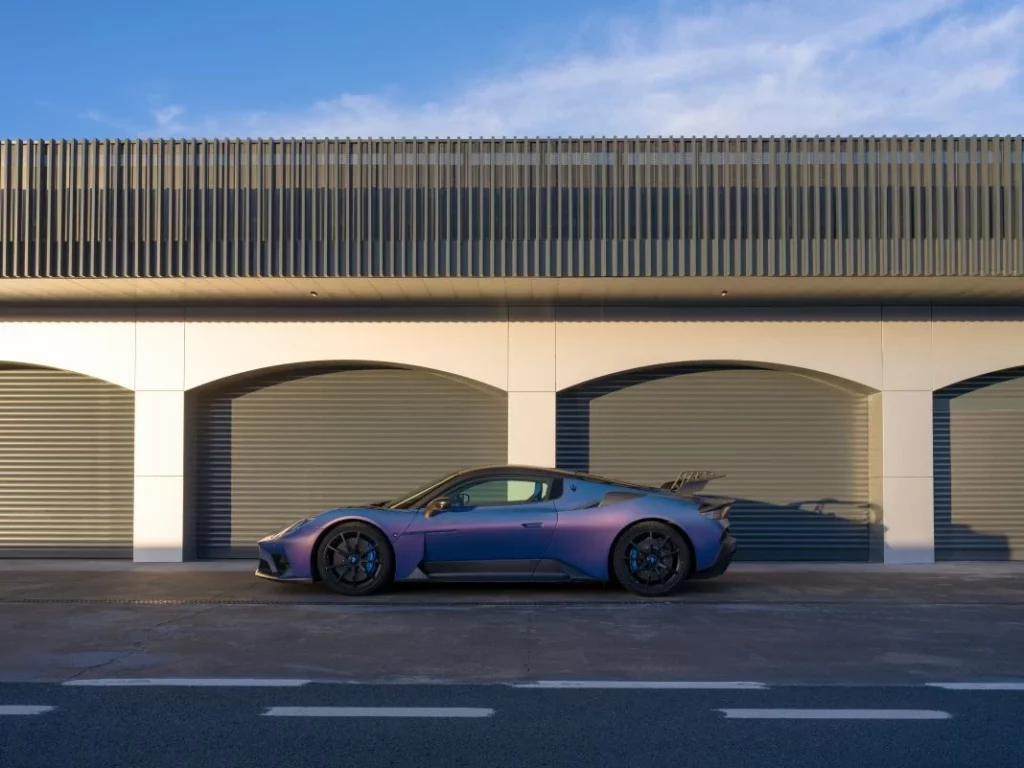 Maserati GT2 Stradale Ascari 9 Motor16