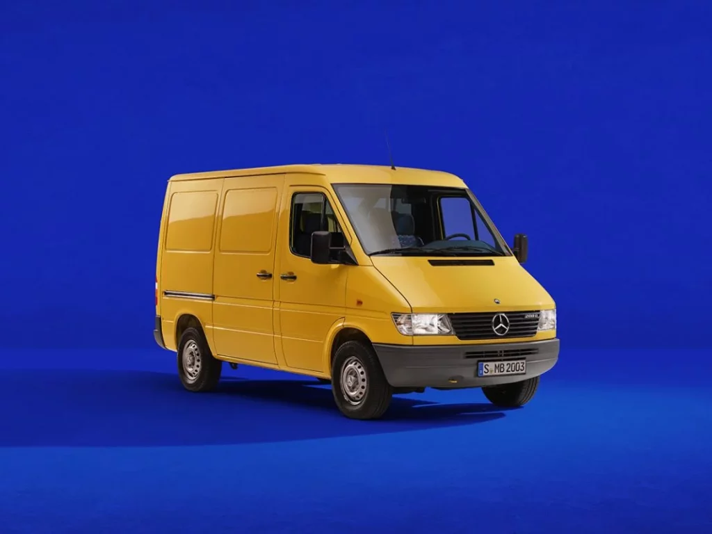 Mercedes Sprinter 30 aniversario 2 Motor16