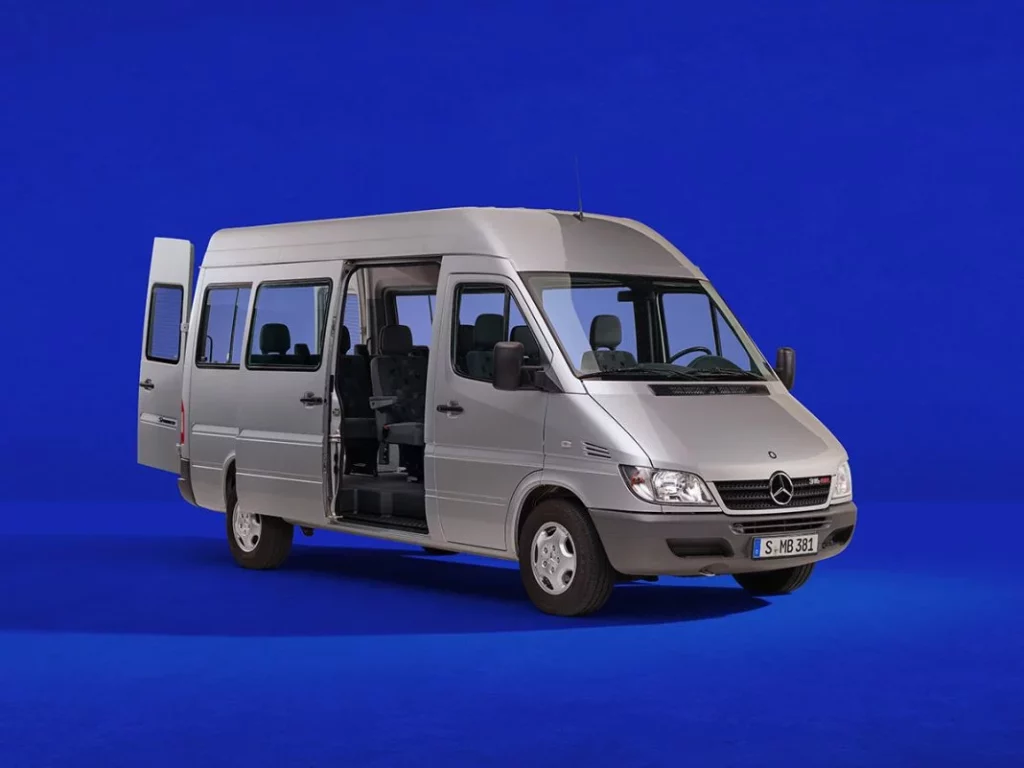 Mercedes Sprinter 30 aniversario 21 Motor16