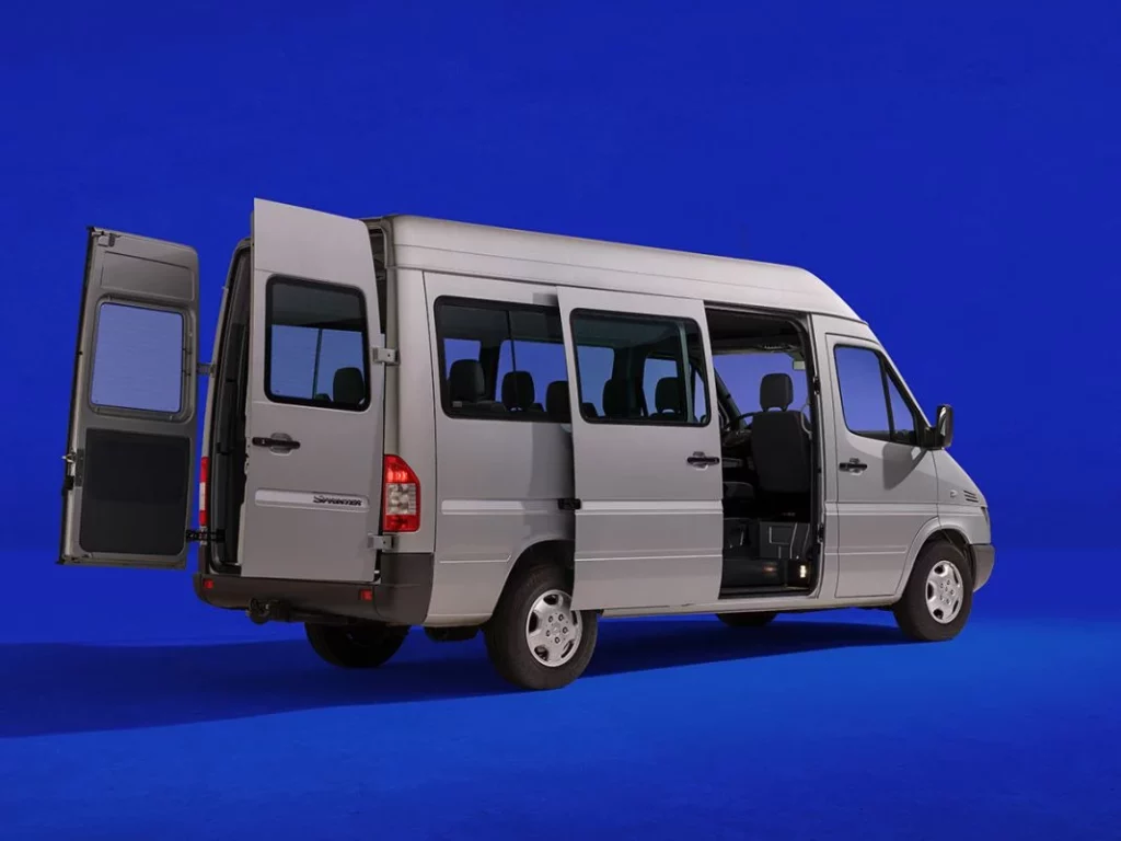 Mercedes Sprinter 30 aniversario 23 Motor16