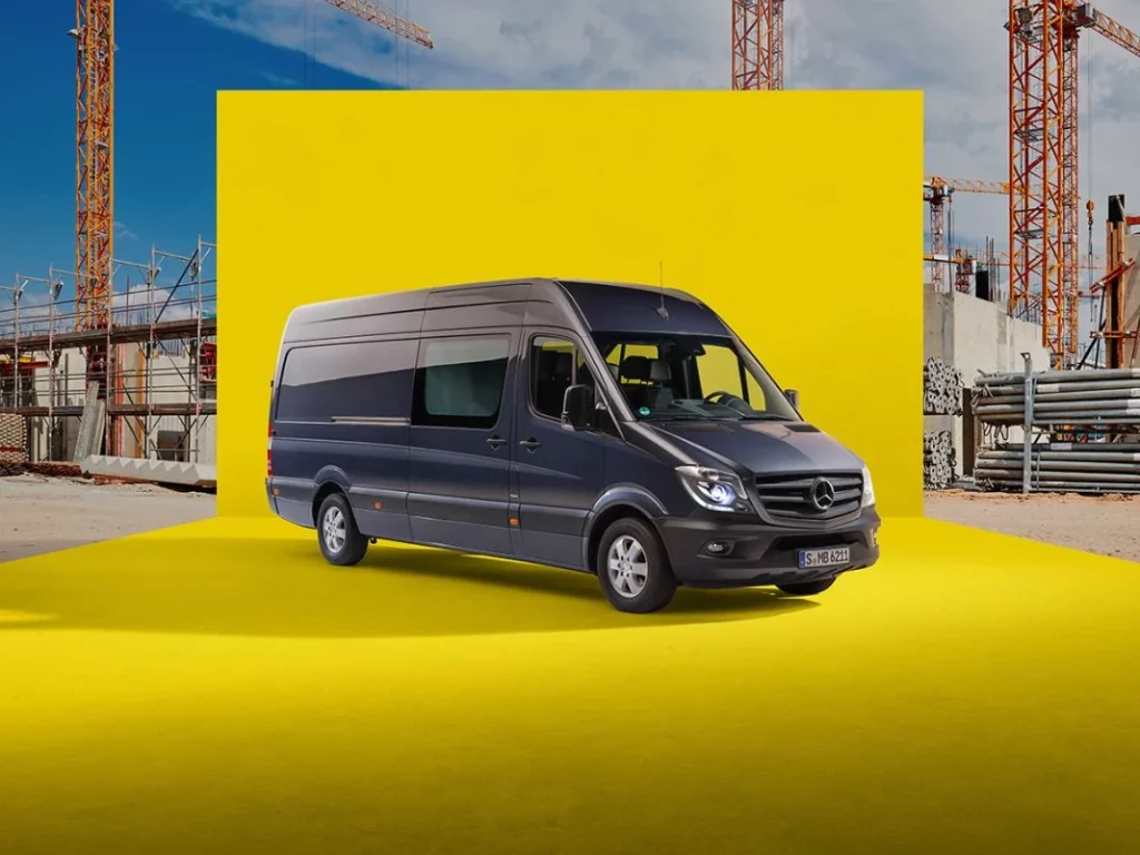 Mercedes Sprinter 30 aniversario 37 Motor16