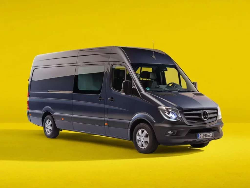 Mercedes Sprinter 30 aniversario 38 Motor16