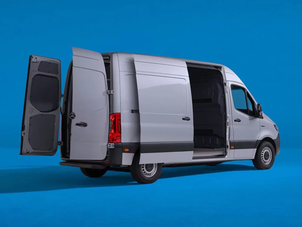 Mercedes Sprinter 30 aniversario 52 Motor16