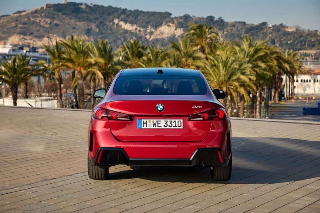 Nuevo BMW Serie 2 Gran Coupe 220 9 Motor16