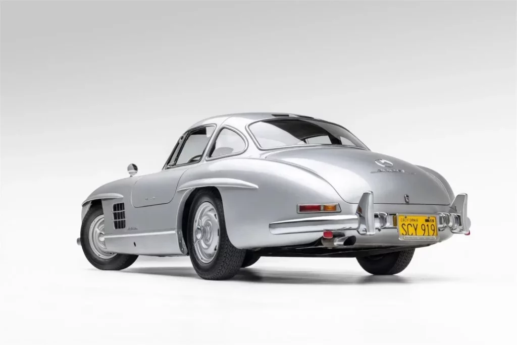 bring a trailer mercedes benz 300 sl gullwing 13 Motor16