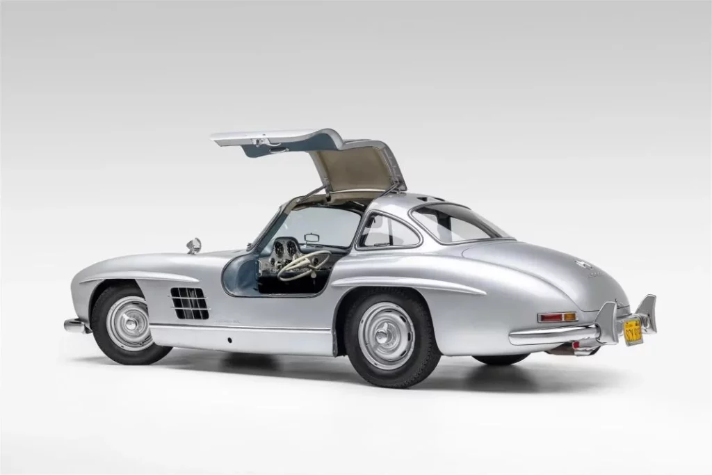 bring a trailer mercedes benz 300 sl gullwing 14 Motor16