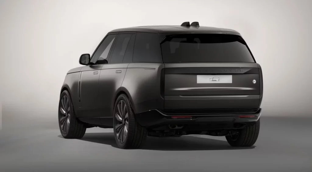 jlr range rover SV Bespoke Collins Edition p615 3 Motor16