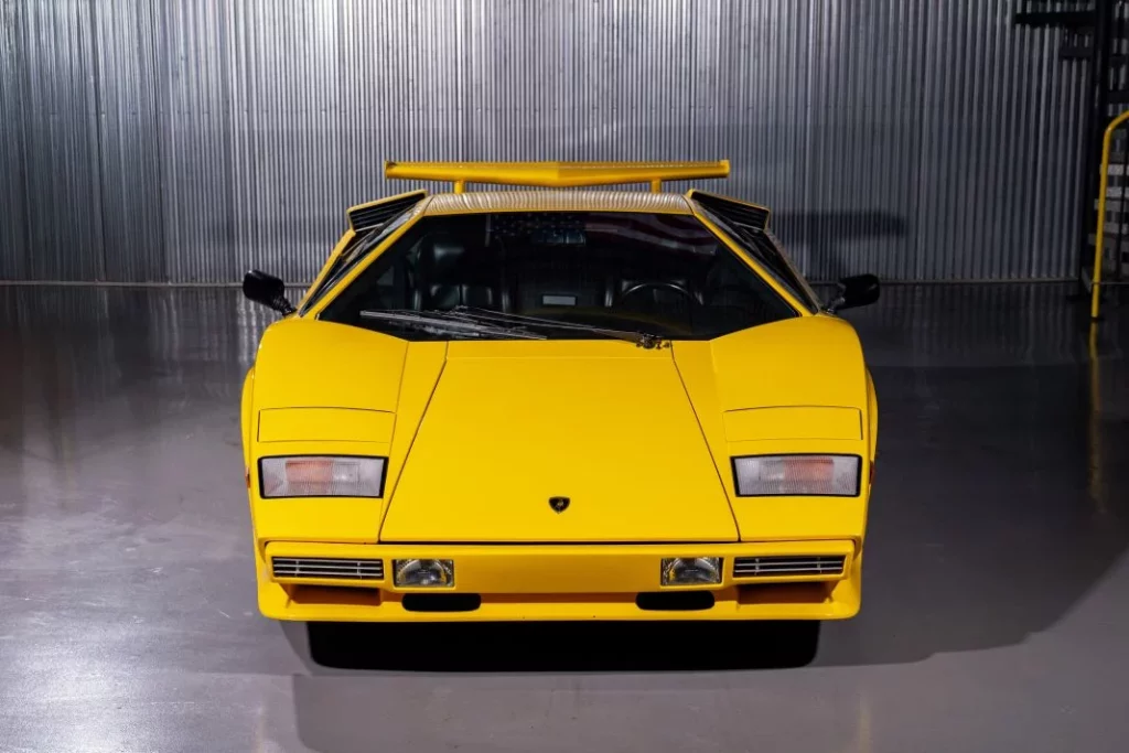 subasta 1983 Lamborghini Countach 5000 S by Bertone 1 Motor16