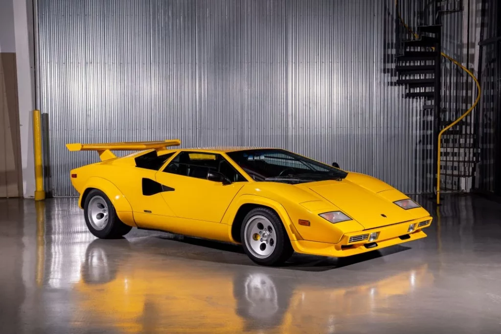 subasta 1983 Lamborghini Countach 5000 S by Bertone 11 Motor16