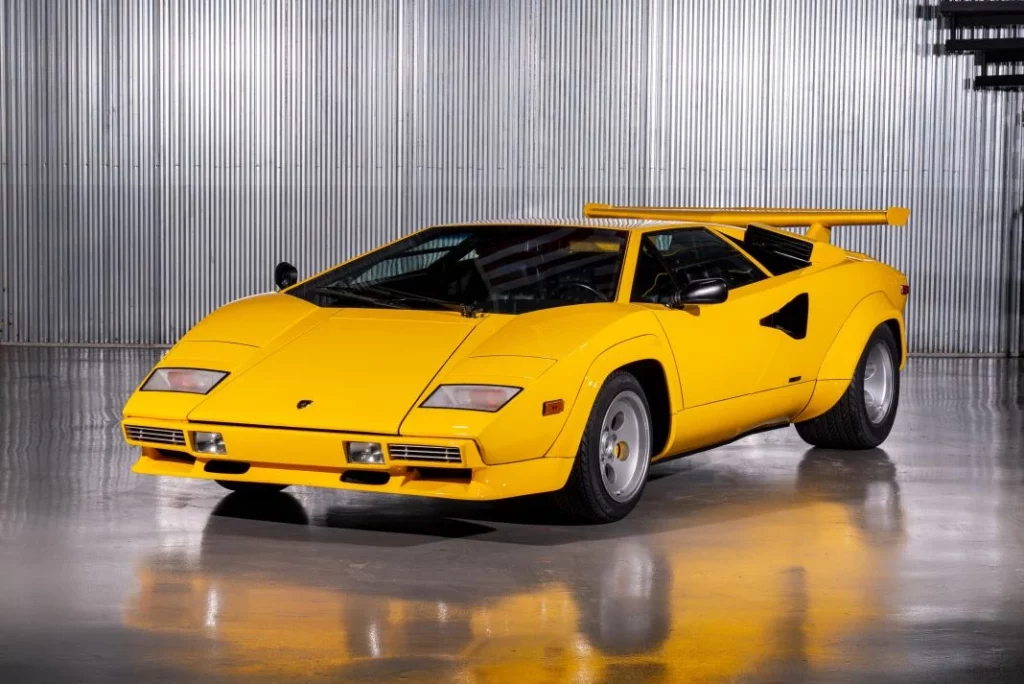 subasta 1983 Lamborghini Countach 5000 S by Bertone 2 Motor16