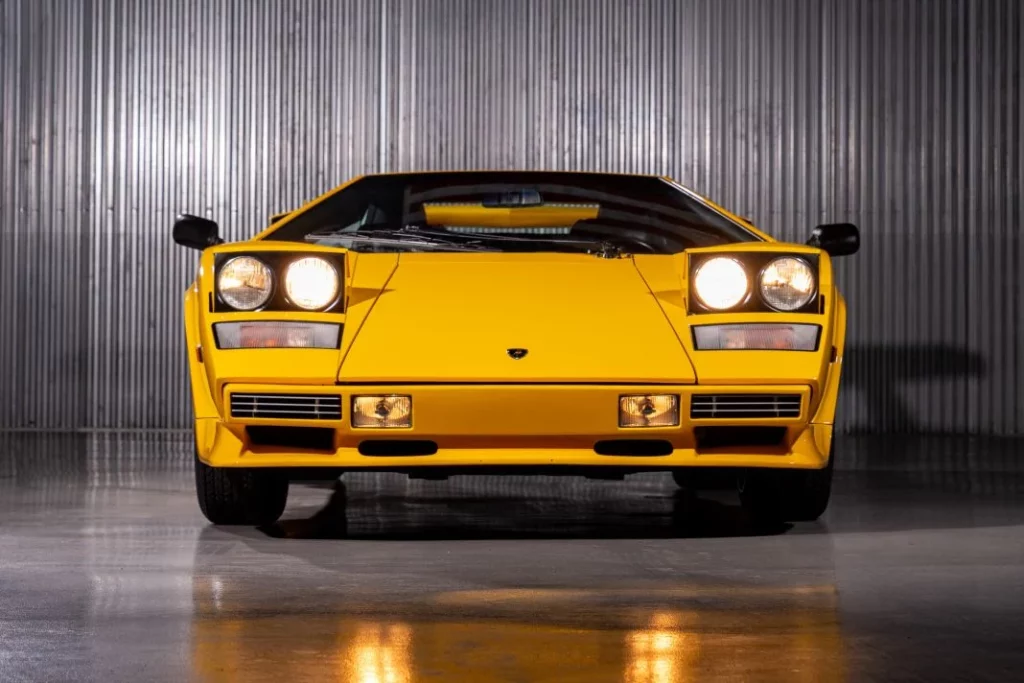 subasta 1983 Lamborghini Countach 5000 S by Bertone 5 Motor16