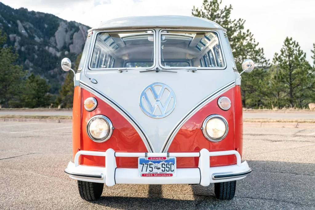 1965 Volkswagen Bus 21 ventanas BaT 9 Motor16