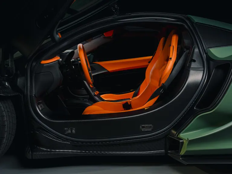 2013 McLaren P1 RM Sothebys 24 Motor16