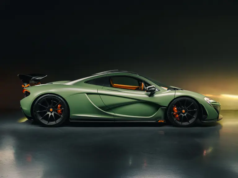 2013 McLaren P1 RM Sothebys 34 Motor16