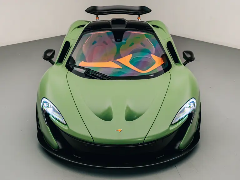 2013 McLaren P1 RM Sothebys 5 Motor16