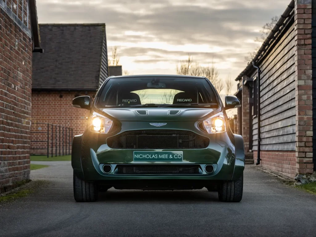 2018 Aston Martin Cygnet V8 7 Motor16