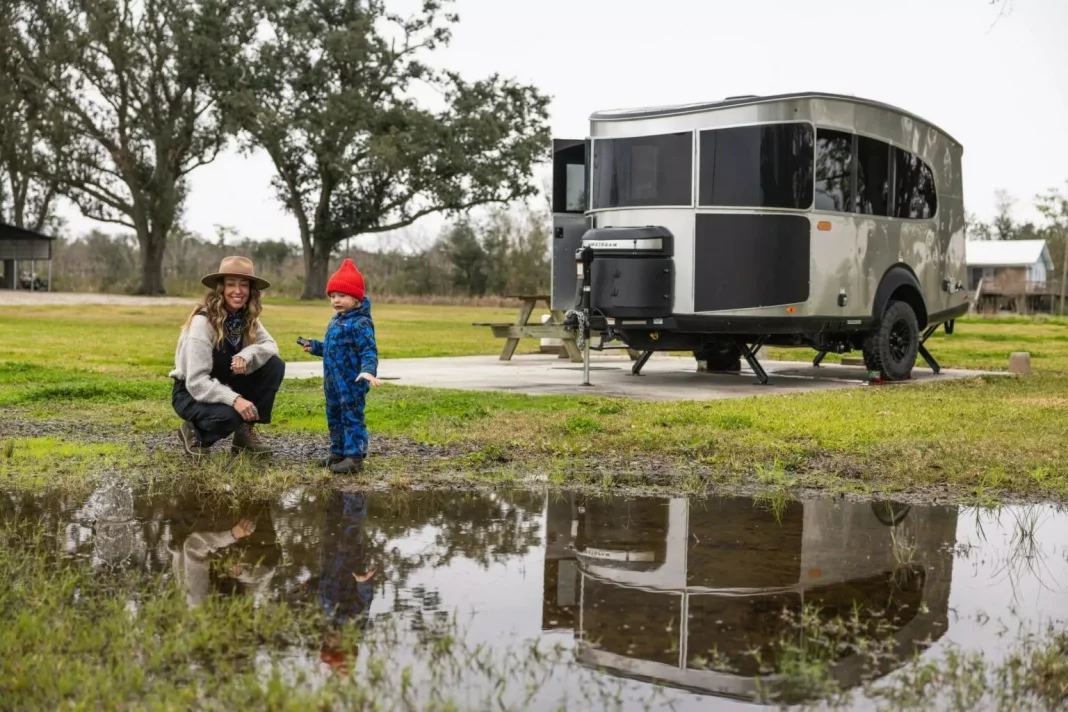 2025 Airstream Basecamp 20Xe. Imagen portada.