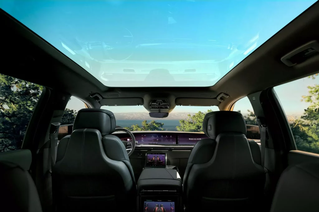 2025 Cadillac Escalade IQL. Imagen interior.