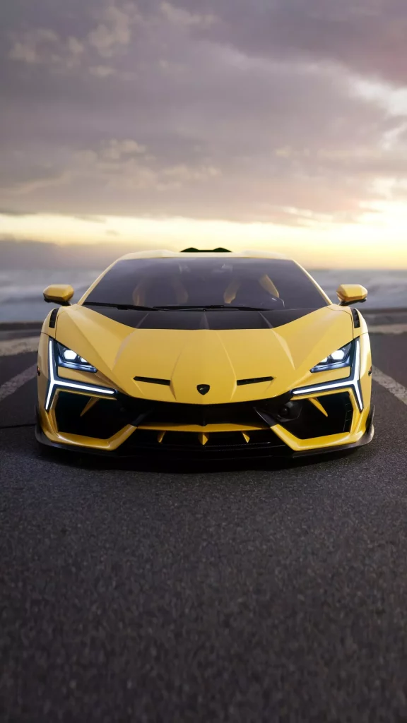 2025 Lamborghini Revuelto. 1016 Industries. Imagen trasera.