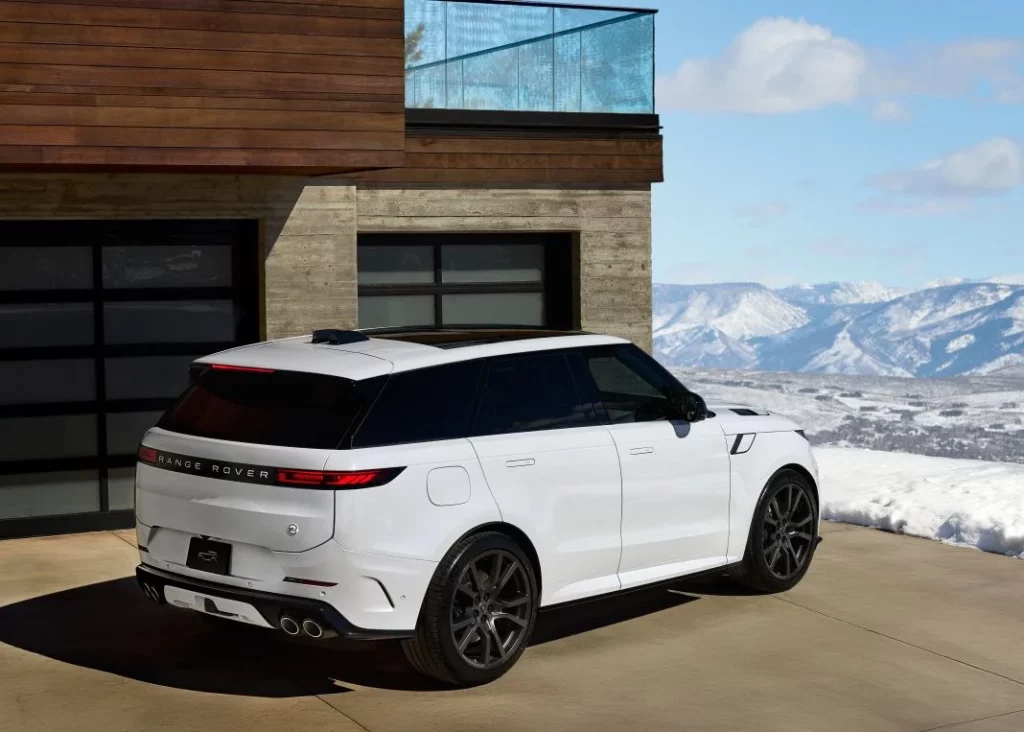 2025 Range Rover Sport Park City Edition. Imagen trasera.