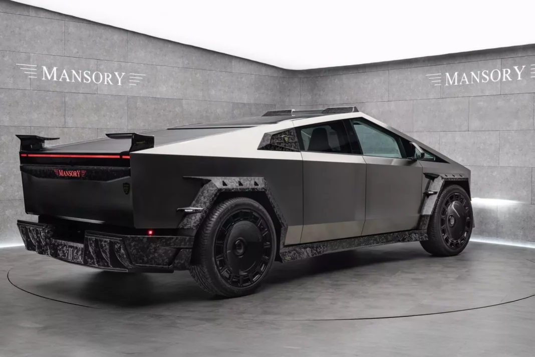 2025 Tesla Cybertruck. Mansory Elongation. Imagen portada.