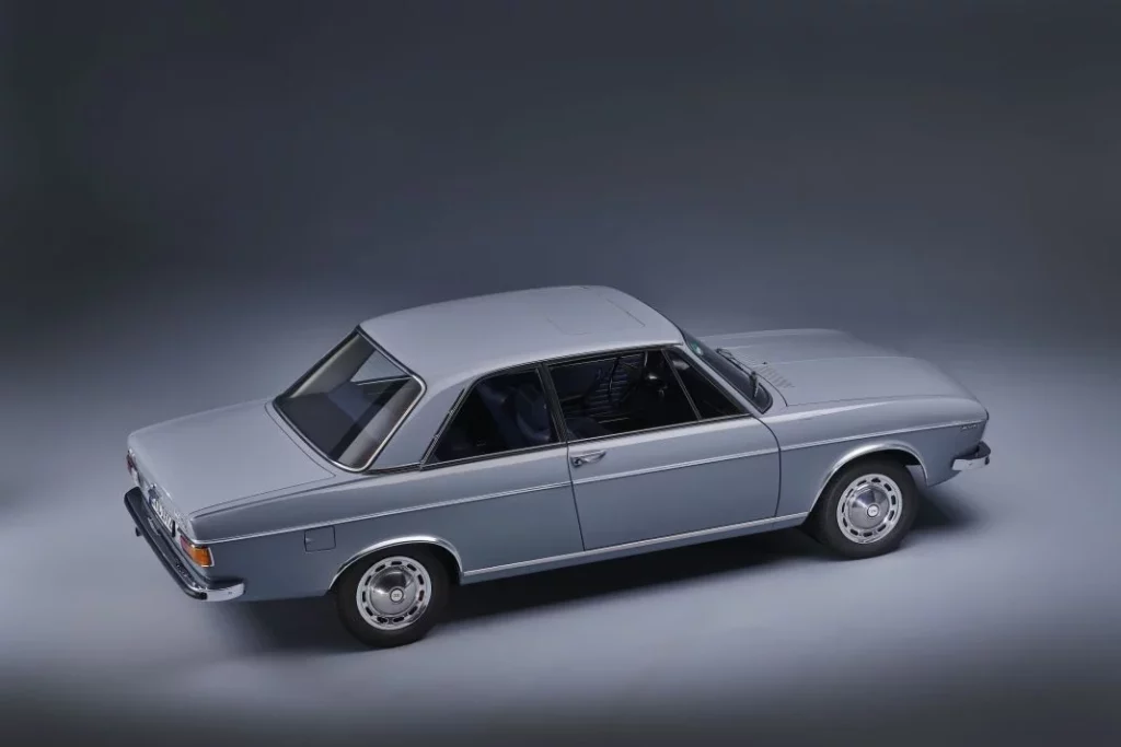 AUDI 100 1 GEN Motor16