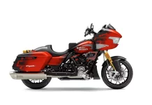 Harley-Davidson CVO Road Glide RR. La moto que cuesta como un Porsche Taycan