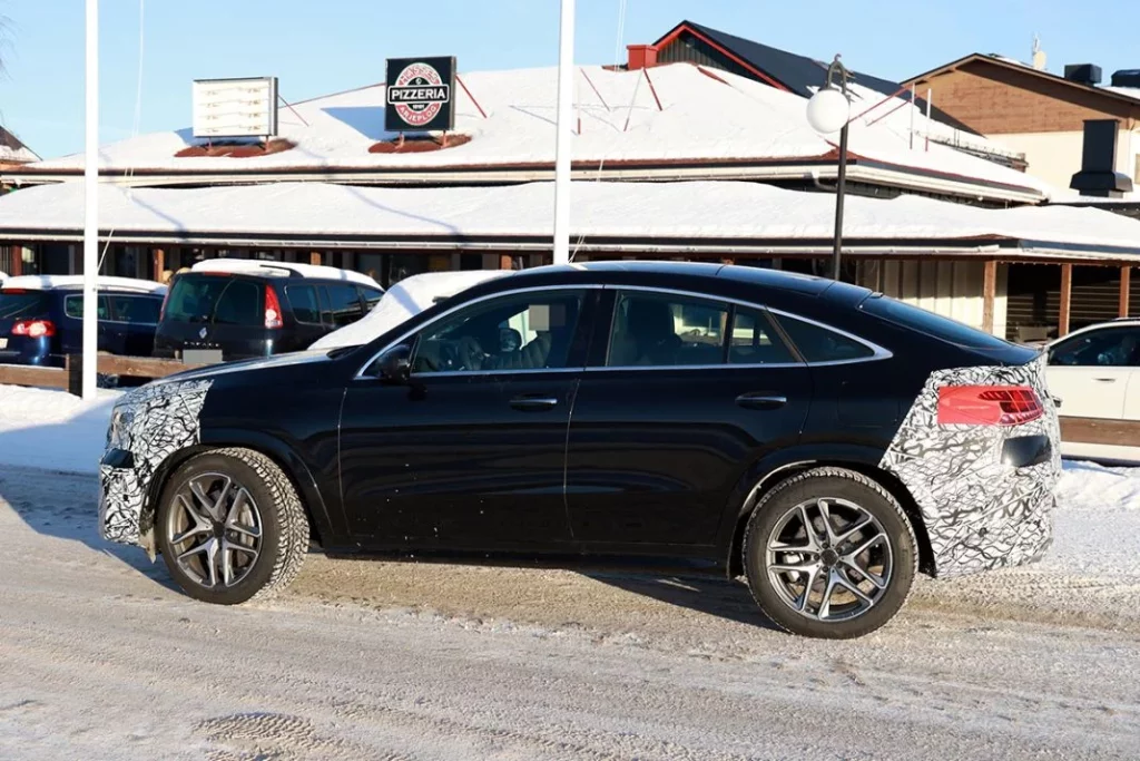 Mercedes GLE Coupe 2026 25 Motor16