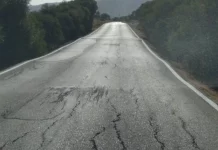 Las averías que pueden causar en tu coche los miles de baches que florecen en las carreteras